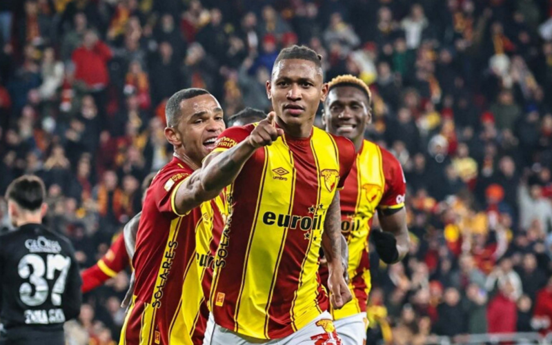 Göztepe ilk 5 haftada yine 9 puan: İlk devre performansı tekrarlandı 1 Bakircay 9 3ypK3h
