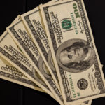 Dolar 31 Iw7EYx