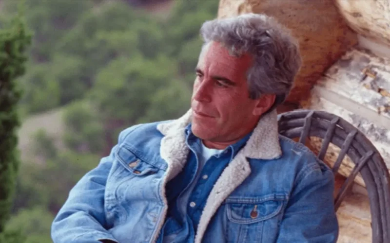 Jeffrey Epstein Yasiyor Mu Fortnite Hesabi Ve Cezaevi Gorevlisi Iddiasi Gundemde Xlarge