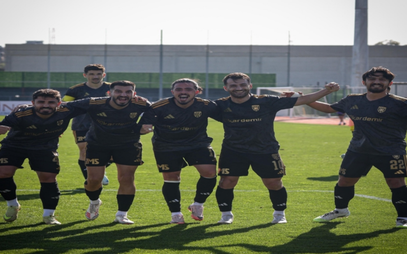 Aliağa Futbol Kulübü zirve maçında gövde gösterisi yaptı: 4-0 1 Zilan Web Haber Canva 79 CIm0AE