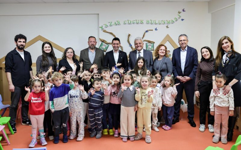 İzmir Depreminin Mucizesi Ayda ile Evlatlarını Kaybeden Anne Çocuklara Depremi Anlattı 1 Izmir Depreminin Mucizesi Ayda Ile Evlatlarini Kaybeden Anne Cocuklara Depremi Anlatti 6