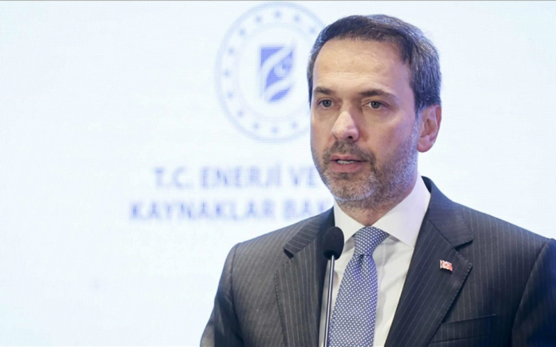 Enerji Bakanı Bayraktar'dan 'İran'dan Türkiye'ye gelen gaz kesildi' iddialarına yanıt 1 Bakan Bayraktar 66 Milyon Varillik Yeni Petrol Rezervi Bulundu 3 Bi5vXh