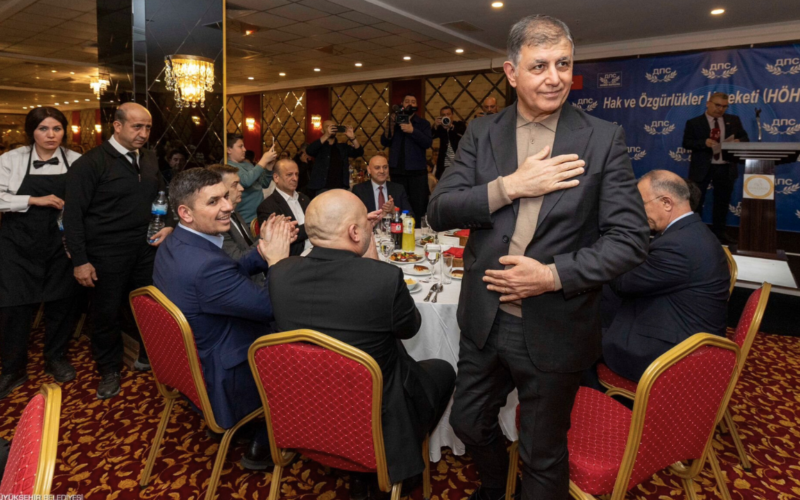Başkan Tugay, Bulgaristan göçmenleriyle iftarda birlik mesajı verdi 1 Baskan Tugay Bulgaristan Gocmenleriyle Iftarda Birlik Mesaji Verdi1 UaoPSx