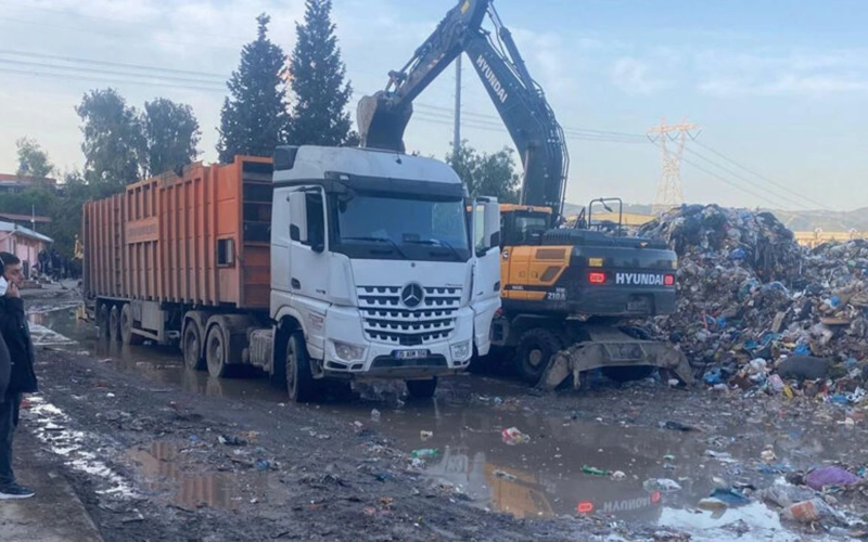 Buca’daki çöp krizi için Büyükşehir harekete geçti 1 Is Insani 2026 03 04t131126843 CqHAvo