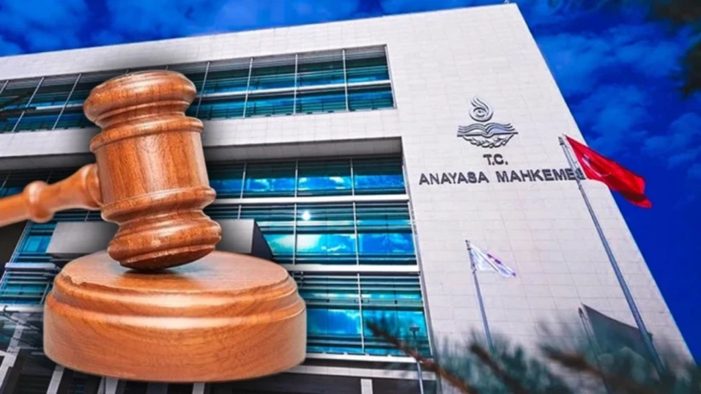 İzmir Son Dakika Haberleri 21 Anayasa Mahkemesi siyasi partilerin mali denetim sonuçlarını Resmî Gazete’de yayımladı