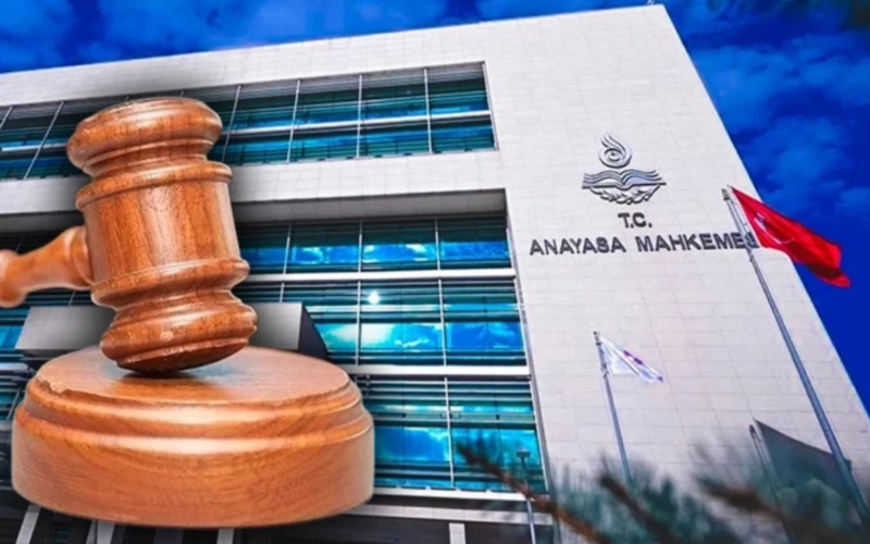 Anayasa Mahkemesi siyasi partilerin mali denetim sonuçlarını Resmî Gazete’de yayımladı 1 Is Insani 2026 03 04t171420061 Pudbp8