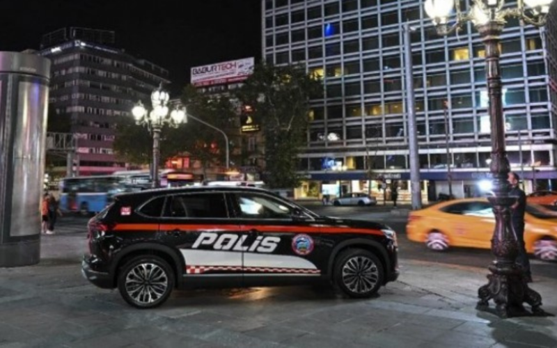 Milli Eğitim Bakanı Yusuf Tekin’den okul güvenliğinde yeni adım: Riskli okullarda 24 saat polis devriyesi 1 Is Insani 2026 03 09t162721645 Rlvnpa