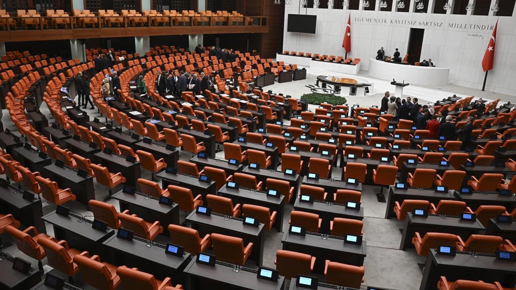 İzmir Son Dakika Haberleri 22 Meclis’e ilginç talepler: Kuzen evliliği yasaklansın, engellilere ücretsiz uçak bileti istendi