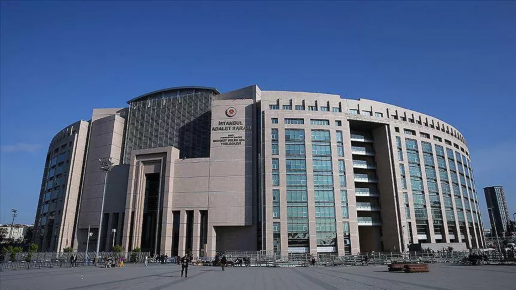 İzmir Son Dakika Haberleri 21 Yasaklı madde soruşturmasında tutuklanmışlardı: İki isim tahliye edildi