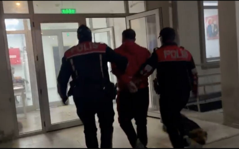 Izmir Polisi 3 XdRp1f