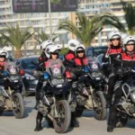 Izmirde Yunus Polisleri Guven Veriyor AqJ11D