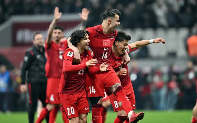 Turkiye Kosova Macinda Gol Sesi Cikmadi OImfr6