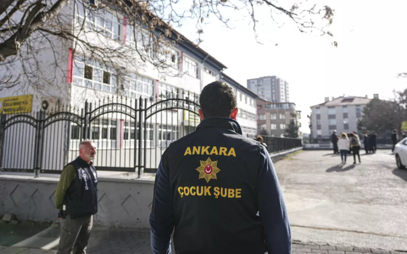Emniyet Genel Müdürlüğü duyurdu: 411 kişi yakalandı, bin 866 adrese erişim engeli getirildi 1 Cocuk Sube UVP6Er