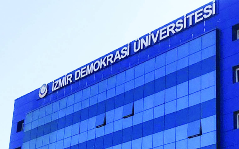 İzmir'de ilginç atama: Şoförlükten rektörlüğe sürpriz terfi 1 Demokrasi Universitesi 1 YLOByz