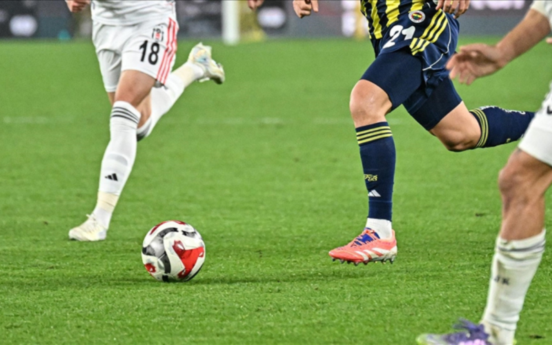 Fenerbahçe-Beşiktaş derbisine saatler kala flaş gelişme: O isim kadroda yok 1 Fenerbahce Besiktas Derbisi DJOREU