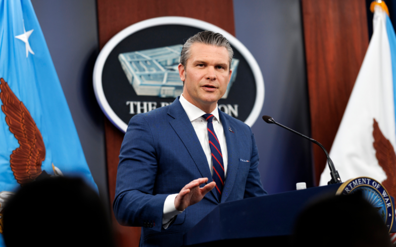 Hegseth: İran yanlış adım atarsa askeri karşılık ağır olacak 1 Is Insani 2026 04 16t174237923 1AIDMm