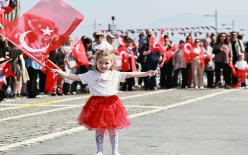 İzmir'de 23 Nisan’da çocuklar afet yönetimini devralacak 1 Isd 129 CtXczz