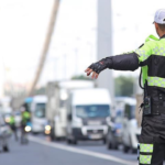 Izmir Trafik Birimleri Il Genelinde 11 17 Kasim 2024 Trafik Denetim Sonuclari Paylasti 4 0ZKWSl