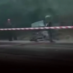 Izmirde Kamyonet Ile Otomobil Kafa Kafaya Geldi GFOFlX