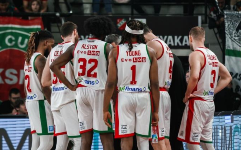 Karsiyaka Basketbol Ligde Kalma Umutlarini Guclendirdi E8j8Ut