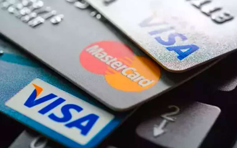 Kredi kartlarında yeni limit kararı ertelendi: Limitler değişecek mi? 1 Kredi Karti Duzenlemesi 1 LEApOv