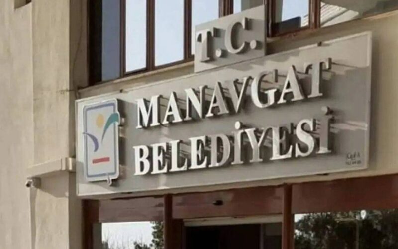 Manavgat Belediyesine Operasyon 7Oj1bZ