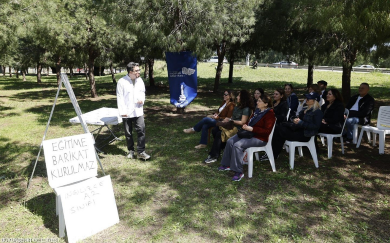 Meslek Fabrikası kursiyerleri son derslerini çim üzerinde işledi 1 Meslek Fabrikasi Kursiyerleri Son Derslerini Cim Uzerinde Isledi1 4LyHnl