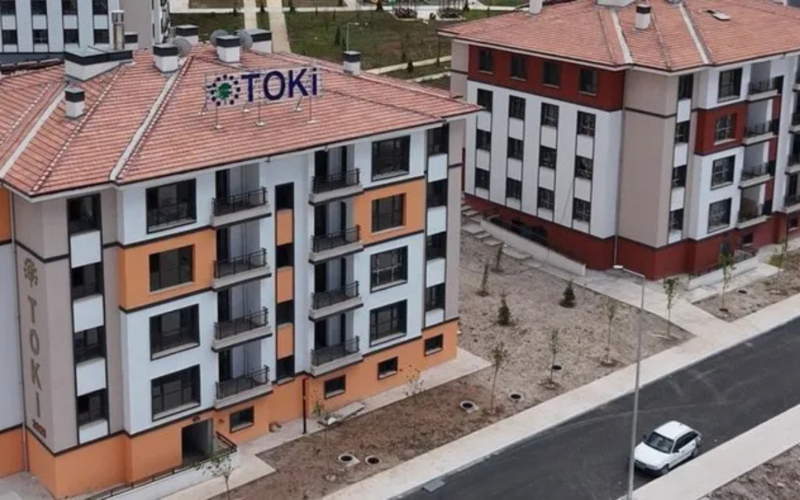 Toki Tasinmaz 7PQ01S