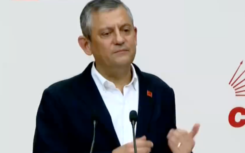 Özgür Özel: Arayanlar arasında Sayın Kılıçdaroğlu var, kendisinin telefonuna henüz dönmedim 1 2 72 A1cF8i