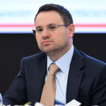 Akin Gurlek 5 4DqmUk