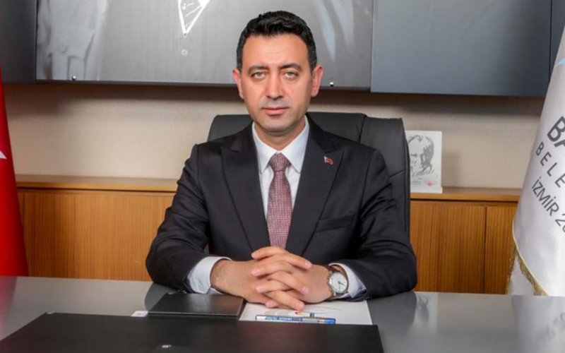 Bayrakli Belediyesi Irfan Onal FZpWcn