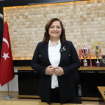 Burcu Koksal Akpye Mi Gececek IDdJSg