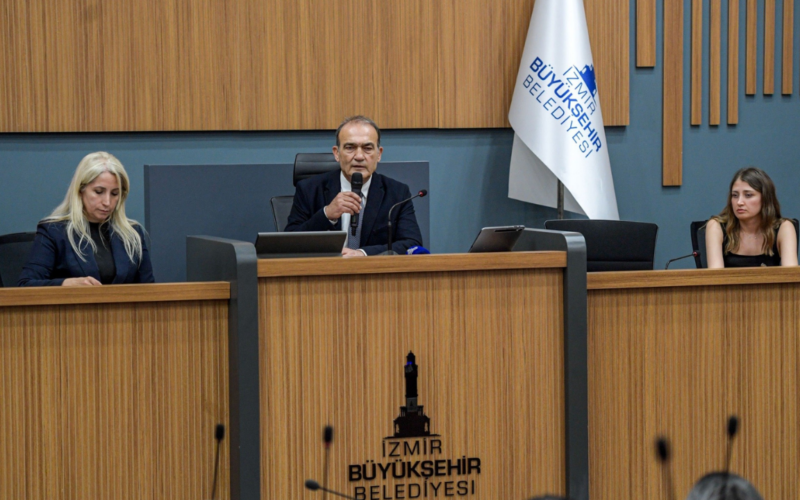İzmir Büyükşehir Belediye Meclisi mayıs oturumu yeter sayıya ulaşılamadığı için ertelendi 1 Buyuksehir Meclisi Ikinci Birlesimi 15 Mayisa Ertelendi1 XQdoAk