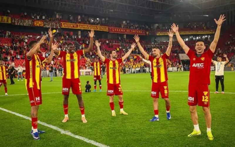 Gozgoz 9 5sWZQy