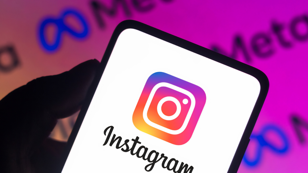 Instagram’da tasfiye: Ünlü isimlerin hesapları milyonlarca takipçi kaybetti