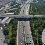 Izmirde Bayram Sakinligi Trafik Yesile Dondu 1777699325 2sumZg