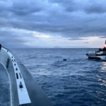 Karaburun Aciklarinda 17 Duzensiz Gocmen Kurtarildi Vn2D97