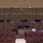 Mahkeme Salonu ALbCsQ