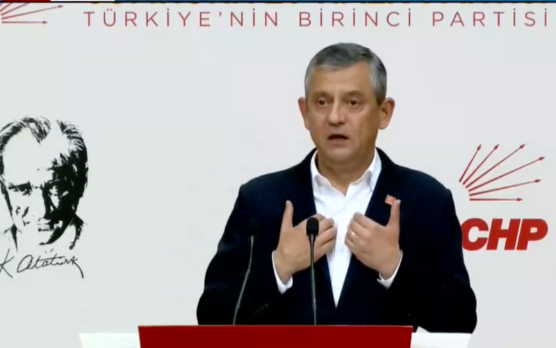 Özgür Özel: Bizim suçumuz, 47 yıl sonra partiyi birinci parti yapmak 1 Ozgur Ozel 88 2LB6mN