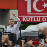 Ozgur Ozel 91 UET3Sm