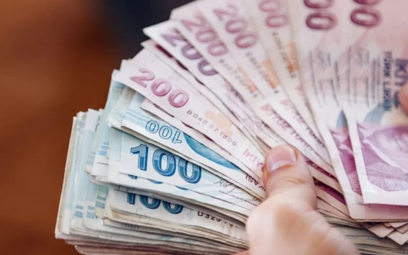 Sahte Para Nasil Anlasilir Dolar Ve Turk Lirasinda Sahte Para Kontrolu 100 Tl 200 Tl 50 Tl H340703 9ce53jpg 1vbsrO