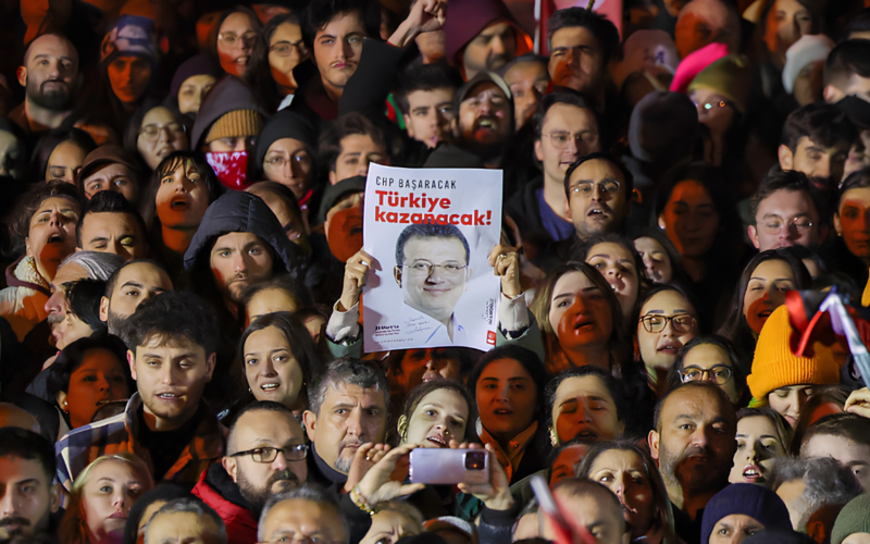 2024 yerel seçimlerinden bu yana kaç belediye başkanı tutuklandı ve görevden alındı? 1 Tutuklamalar Hq09aV
