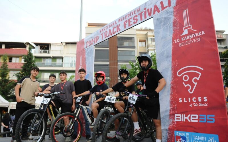 Karşıyaka'da Türkiye'de bir ilk: Pump Track gece yarışı büyük ilgi gördü 1 1 102 2KdSLx