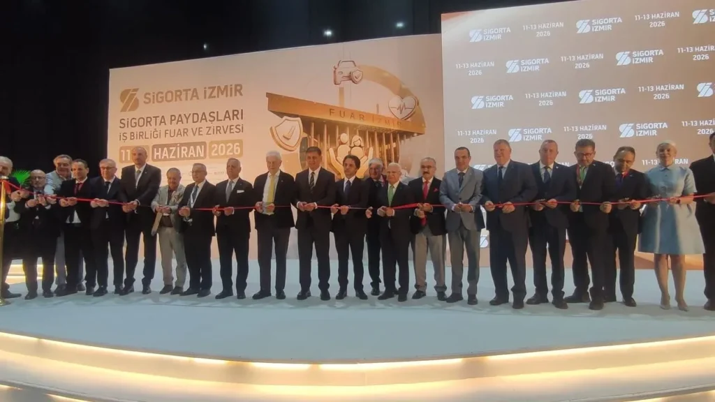 İzmir Son Dakika Haberleri 26 Sigortacılık sektörü İzmir’de buluştu: Sigorta Paydaşları İş Birliği Fuarı kapılarını açtı