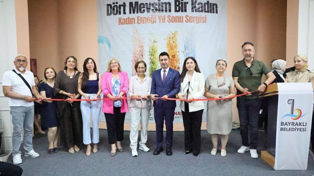İzmir Son Dakika Haberleri 27 Bayraklı’nın üreten kadınları eserlerini sergiledi