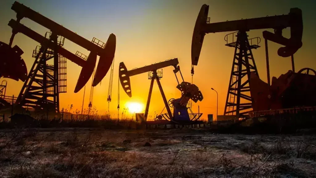 Petrol piyasasında alarm: Arz kaybı 1 milyar varili aştı