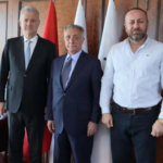 Altay’da kara bulutlar dağılıyor