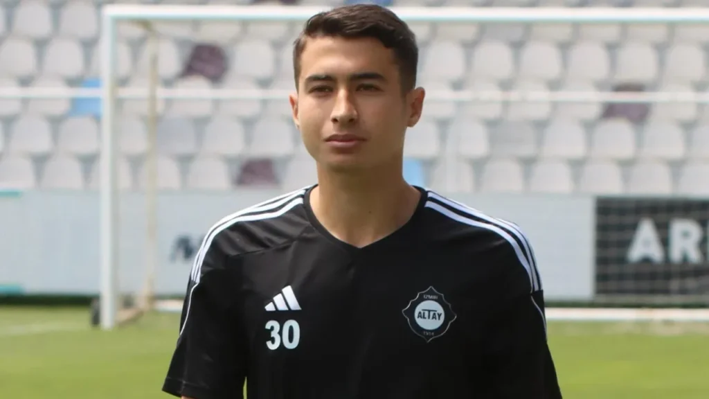 Altay, altyapıdan yetişen genç yıldız Yunus Efe’yi bırakmak istemiyor