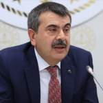 Ara tatil devam edecek mi?: Milli Eğitim Bakanı Tekin yeni takvimi açıkladı