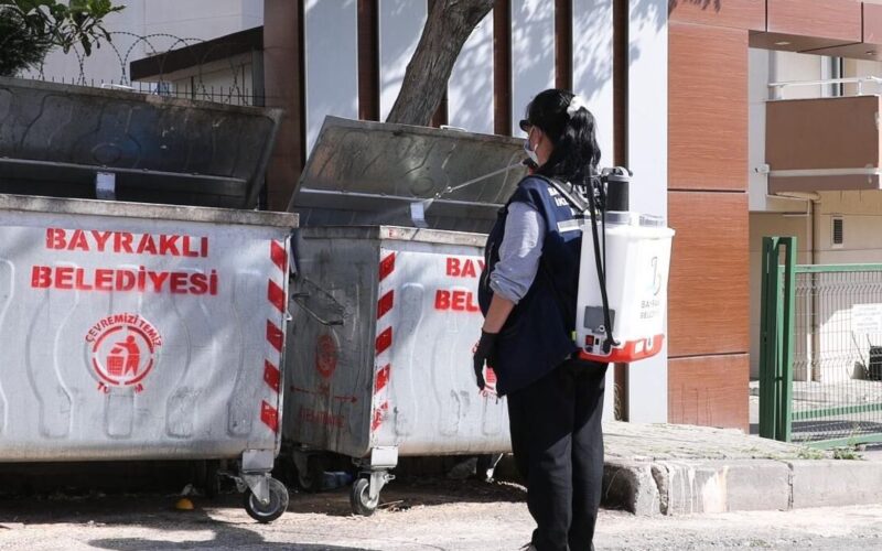 bayraklida yaz boyunca ilaclama seferberligi 3 640iKE